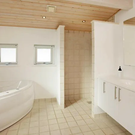 Holiday home 6 Person In