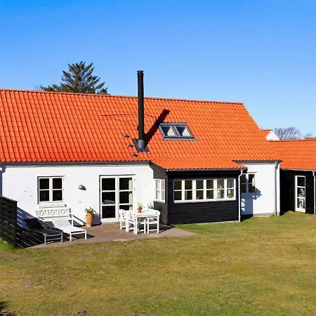 Holiday home 6 Person In *